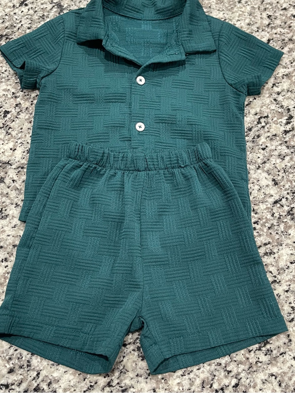 Shein Kids Textured Button Down and Shorts Set - Forest Green Size 2/3Y(T)